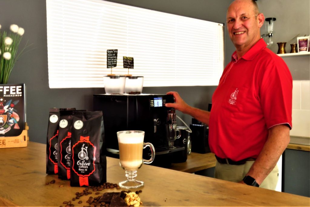 Crater Coffee 3 Fanie 1200
