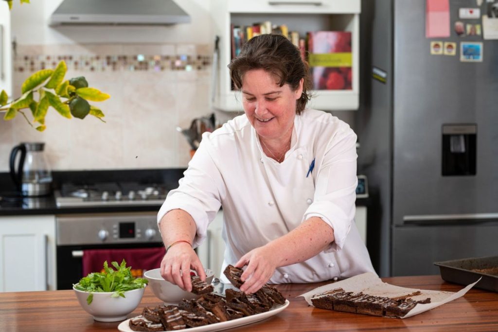 Fearless Foods 6 plating brownies 2 1200